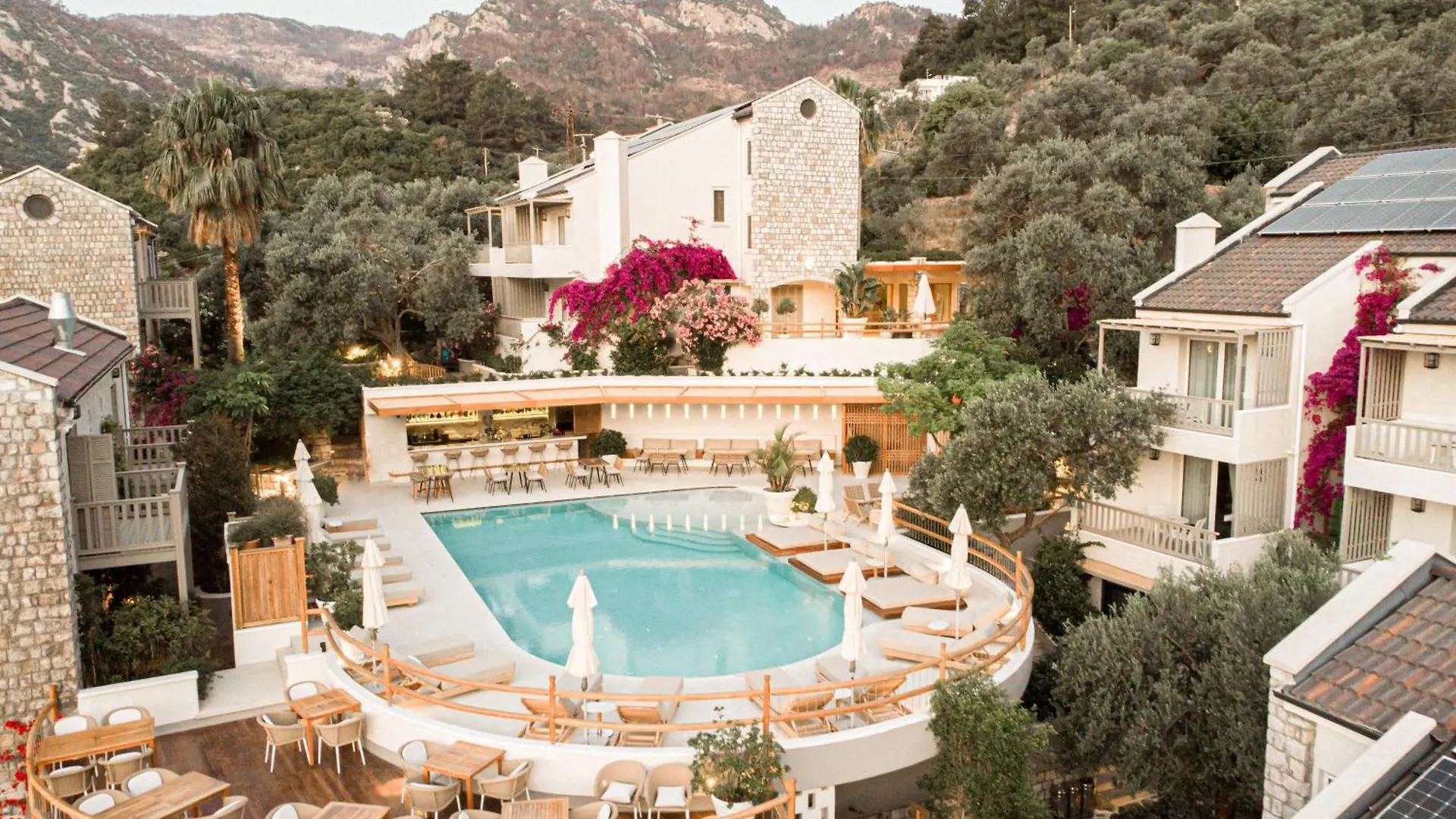 Pilos Suites Turunc