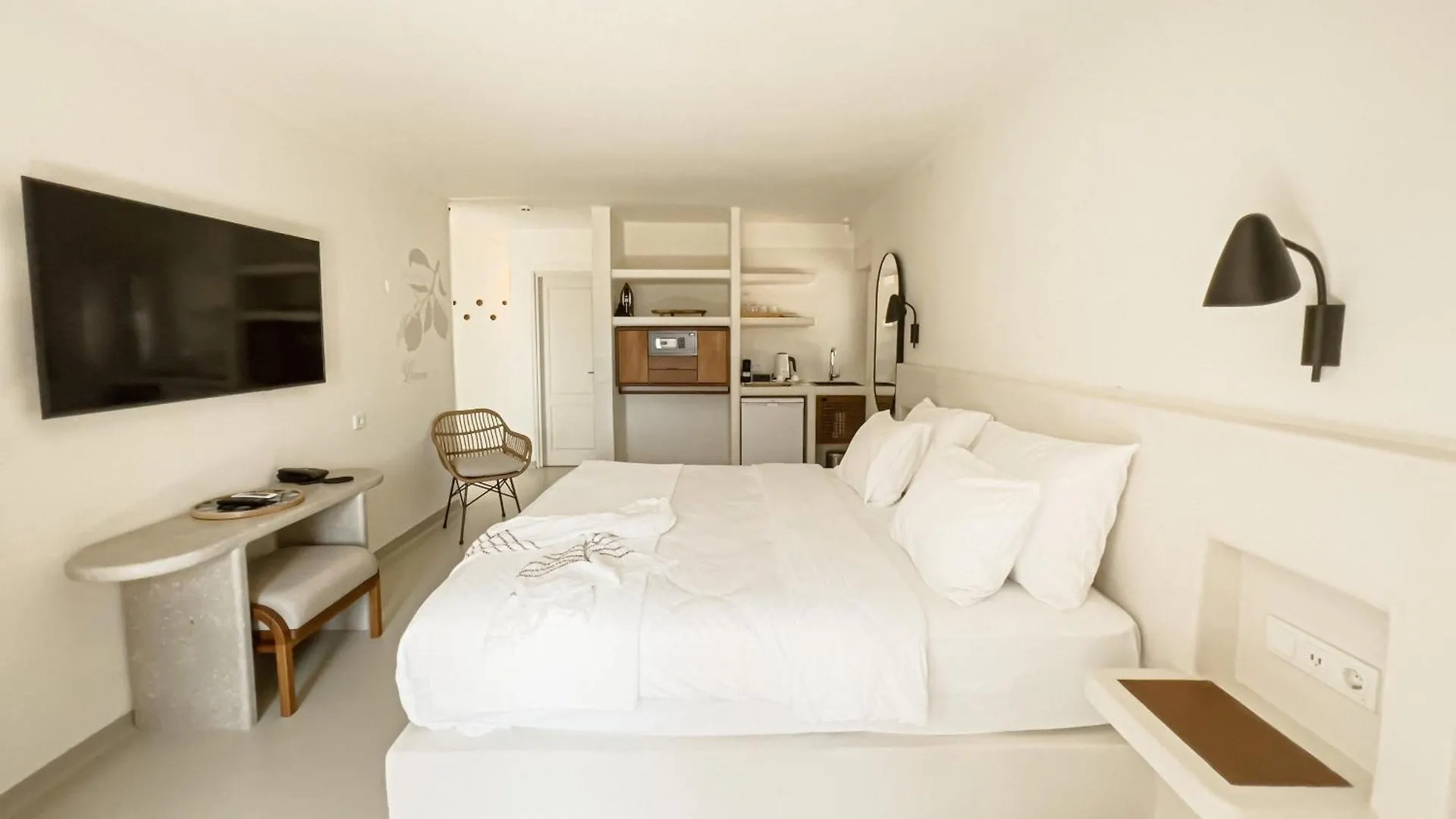 Hotel Pilos Suites Turunc
